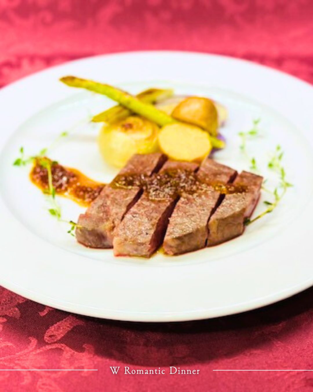 ＼🥂特別なディナーを／
•┈┈┈••✦𝐖✦••┈┈┈•

じゃがいもは元々、南米アンデス原産で
ヨーロッパに広まった当初は
冬を越すための保存食という位置づけでした。

Wのディナーでは、
そんな素材の背景や季節感を意識しながら、
旬の食材と組み合わせて一皿に仕立てています。
素朴さの中にある奥行きまで、ゆっくりお楽しみください。

┈┈┈┈┈┈┈┈┈┈

ご予約はプロフィールのURLから
お待ちしています。

•┈┈┈••✦𝐖✦••┈┈┈•
▶▶▶ 𝑨𝒃𝒐𝒖𝒕 𝑾𝒈𝒓𝒐𝒖𝒑

誰もが「スゴい！」と認める、傑作のホテルをつくる。
—— すべての人に、安心・快適・夢・感動を。

私たちは、ブランドコンセプトである“美と食”を軸に、心が動く体験価値を追求するホテルグループです。

最高品質の「安心・快適・夢・感動」をお届けし、お客様にとってかけがえのない非日常空間を提供します。

•┈┈┈••✦𝐖✦••┈┈┈•
▶▶▶ 𝑶𝒏 𝒕𝒉𝒊𝒔 𝒂𝒄𝒄𝒐𝒖𝒏𝒕

このアカウントでは
Wグループホテルで体験できる
贅沢なひとときを切り取ってお届けしています。

心を満たす“非日常の旅”を求める皆さま、
ぜひフォローして最新の魅力に触れてください。

•┈┈┈••✦𝐖✦••┈┈┈•
▶▶▶ 𝑬𝒏𝒈𝒍𝒊𝒔𝒉

A curated collection of seven leisure hotels,
where a passion for beauty and exceptional cuisine shapes every stay.We create experiences that captivate the senses and linger long after your visit.

Through uncompromising comfort and thoughtful hospitality, we welcome guests into a realm of serene luxury and unforgettable escapes from the everyday.

Here, we share the refined moments and quiet indulgences awaiting you at W Group Hotels.

For those seeking a journey that feels beautifully different— one that gently enriches the heart— we invite you to follow and discover our newest inspirations.
┈┈┈┈┈┈┈┈┈┈

You can book your stay via the link in our profile.
We look forward to having you.

•┈┈┈••✦𝐖✦••┈┈┈•
#ホテルW
#Wグループ
#ラブホ
#ホテルＷディナー
#ロマンティックディナー