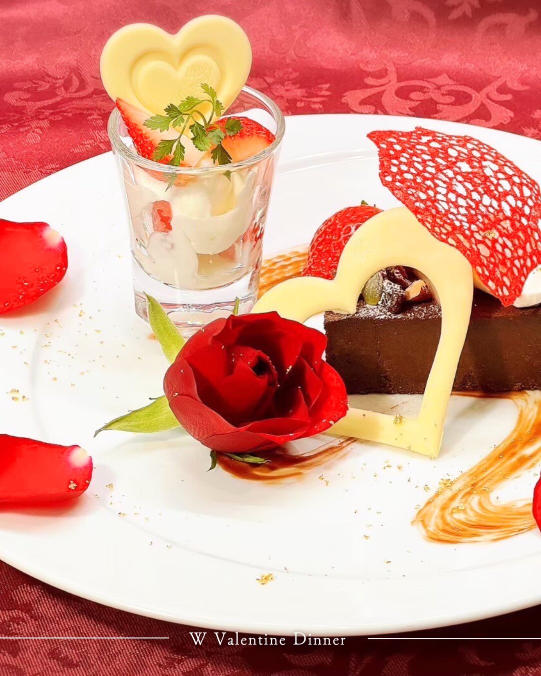 ＼🥂特別なディナーを／
•┈┈┈••✦𝐖✦••┈┈┈•

レース状のチュイールは、
砂糖を薄く伸ばして焼き上げる
“食べられるアート”。

Wでは毎年、バレンタインディナープランもご用意しています。
いつもの感謝を、特別な一皿とともに。
Wと一緒に、大切な方へ想いを伝えてみませんか。

┈┈┈┈┈┈┈┈┈┈

ご予約はプロフィールのURLから
お待ちしています。

•┈┈┈••✦𝐖✦••┈┈┈•
▶▶▶ 𝑨𝒃𝒐𝒖𝒕 𝑾𝒈𝒓𝒐𝒖𝒑

誰もが「スゴい！」と認める、傑作のホテルをつくる。
—— すべての人に、安心・快適・夢・感動を。

私たちは、ブランドコンセプトである“美と食”を軸に、心が動く体験価値を追求するホテルグループです。

最高品質の「安心・快適・夢・感動」をお届けし、お客様にとってかけがえのない非日常空間を提供します。

•┈┈┈••✦𝐖✦••┈┈┈•
▶▶▶ 𝑶𝒏 𝒕𝒉𝒊𝒔 𝒂𝒄𝒄𝒐𝒖𝒏𝒕

このアカウントでは
Wグループホテルで体験できる
贅沢なひとときを切り取ってお届けしています。

心を満たす“非日常の旅”を求める皆さま、
ぜひフォローして最新の魅力に触れてください。

•┈┈┈••✦𝐖✦••┈┈┈•
▶▶▶ 𝑬𝒏𝒈𝒍𝒊𝒔𝒉

A curated collection of seven leisure hotels,
where a passion for beauty and exceptional cuisine shapes every stay.We create experiences that captivate the senses and linger long after your visit.

Through uncompromising comfort and thoughtful hospitality, we welcome guests into a realm of serene luxury and unforgettable escapes from the everyday.

Here, we share the refined moments and quiet indulgences awaiting you at W Group Hotels.

For those seeking a journey that feels beautifully different— one that gently enriches the heart— we invite you to follow and discover our newest inspirations.
┈┈┈┈┈┈┈┈┈┈

You can book your stay via the link in our profile.
We look forward to having you.

•┈┈┈••✦𝐖✦••┈┈┈•
#ホテルW
#Wグループ
#ラブホ

#ホテルＷディナー
#ロマンティックディナー"
