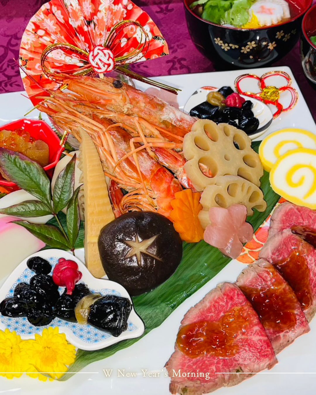 ＼🌤限定モーニング／
•┈┈┈••✦𝐖✦••┈┈┈•

おせちは本来、年神様を迎え新年の豊穣と
無病息災を願うための“祈りの料理”として発展しました。

Wでは、カウントダウン大晦日プランをご予約のお客様へ、
毎年、画像のような「おせちモーニング」をご用意しています。
新しい年のはじまりを、心満たす朝食とともに。

┈┈┈┈┈┈┈┈┈┈

ご予約はプロフィールのURLから
お待ちしています。

•┈┈┈••✦𝐖✦••┈┈┈•
▶▶▶ 𝑨𝒃𝒐𝒖𝒕 𝑾𝒈𝒓𝒐𝒖𝒑

誰もが「スゴい！」と認める、傑作のホテルをつくる。
—— すべての人に、安心・快適・夢・感動を。

私たちは、ブランドコンセプトである“美と食”を軸に、心が動く体験価値を追求するホテルグループです。

最高品質の「安心・快適・夢・感動」をお届けし、お客様にとってかけがえのない非日常空間を提供します。

•┈┈┈••✦𝐖✦••┈┈┈•
▶▶▶ 𝑶𝒏 𝒕𝒉𝒊𝒔 𝒂𝒄𝒄𝒐𝒖𝒏𝒕

このアカウントでは
Wグループホテルで体験できる
贅沢なひとときを切り取ってお届けしています。

心を満たす“非日常の旅”を求める皆さま、
ぜひフォローして最新の魅力に触れてください。

•┈┈┈••✦𝐖✦••┈┈┈•
▶▶▶ 𝑬𝒏𝒈𝒍𝒊𝒔𝒉

A curated collection of seven leisure hotels,
where a passion for beauty and exceptional cuisine shapes every stay.We create experiences that captivate the senses and linger long after your visit.

Through uncompromising comfort and thoughtful hospitality, we welcome guests into a realm of serene luxury and unforgettable escapes from the everyday.

Here, we share the refined moments and quiet indulgences awaiting you at W Group Hotels.

For those seeking a journey that feels beautifully different— one that gently enriches the heart— we invite you to follow and discover our newest inspirations.
┈┈┈┈┈┈┈┈┈┈

You can book your stay via the link in our profile.
We look forward to having you.

•┈┈┈••✦𝐖✦••┈┈┈•
#ホテルW
#Wグループ
#ラブホ
#ホテルＷモーニング
#リゾートホテル